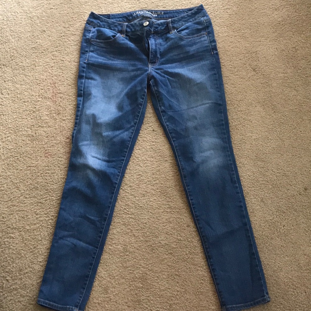 Women’s American Eagle stretch jeans